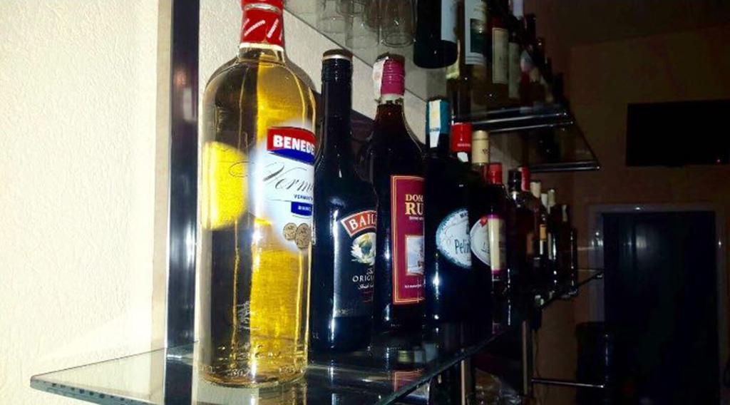 Hotel Gostionica Lazic à Zvornik Extérieur photo